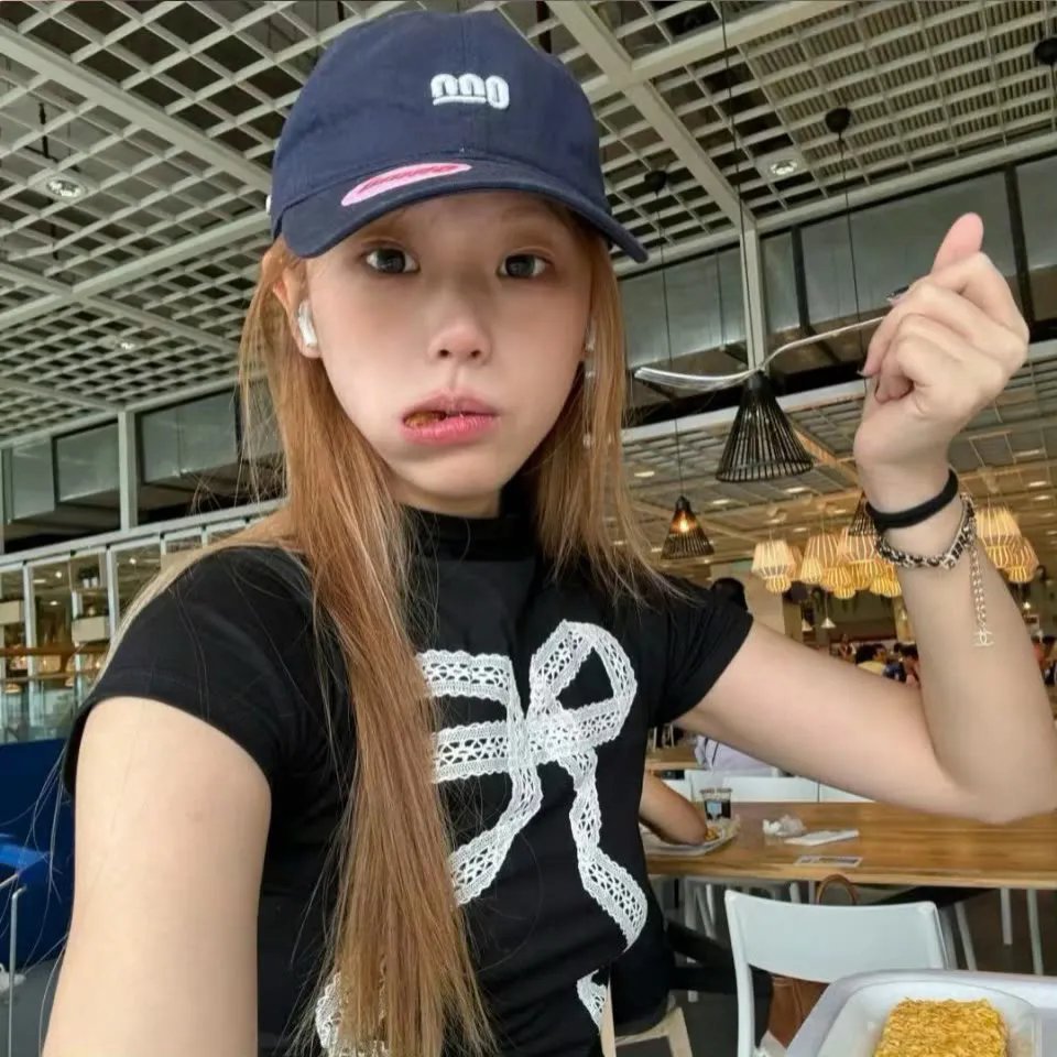 穿越白色空间